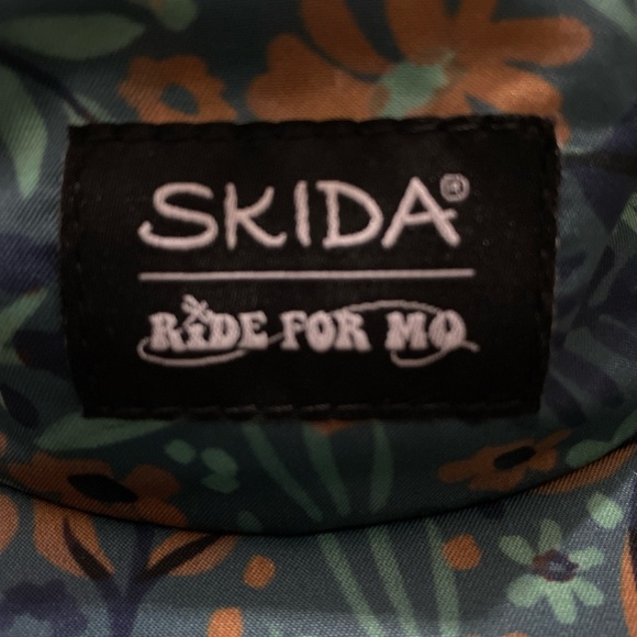 SKIDA HAT - Picture 2 of 5